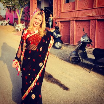 3DF80AE4-69B0-4003-83A3-3894A6924B07