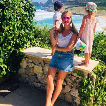 E69747F4-8AB5-41B5-9D84-5D9913A455F2