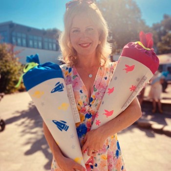 99D04DFF-25CC-43F1-926B-8C99ADB40138